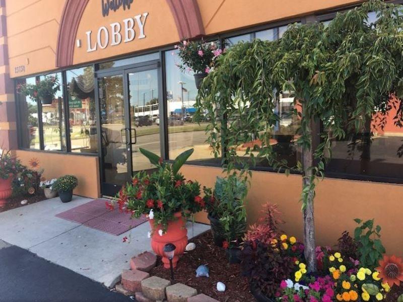 A Victory Inn - West Dearborn Dearborn Heights Exterior photo