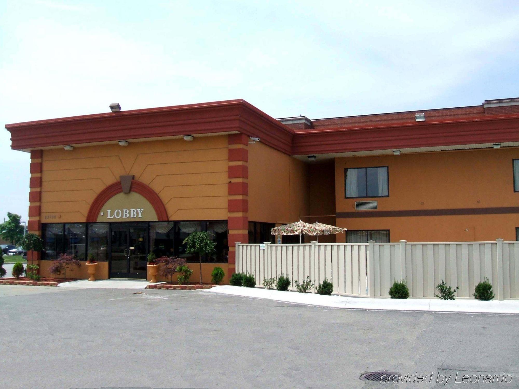 A Victory Inn - West Dearborn Dearborn Heights Exterior photo