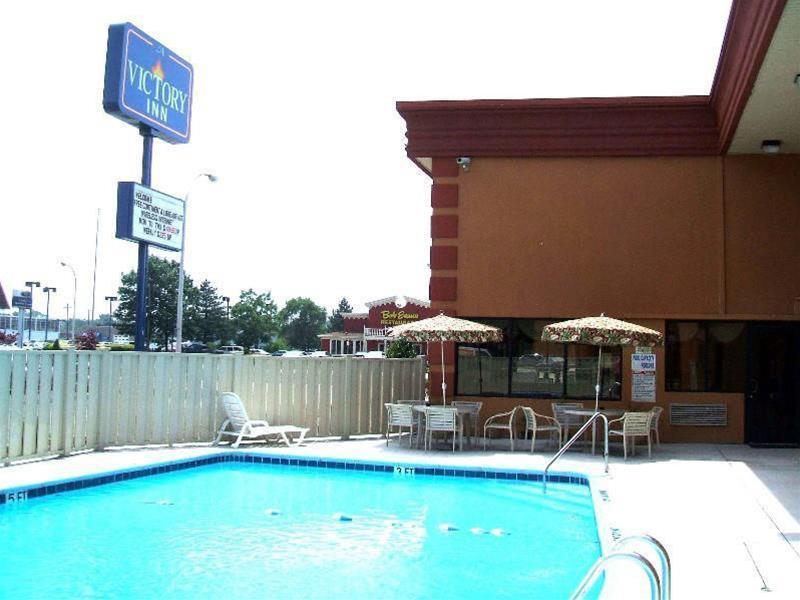 A Victory Inn - West Dearborn Dearborn Heights Exterior photo